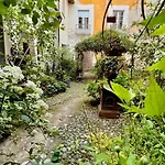 La Casa Sul Giardino Apartment