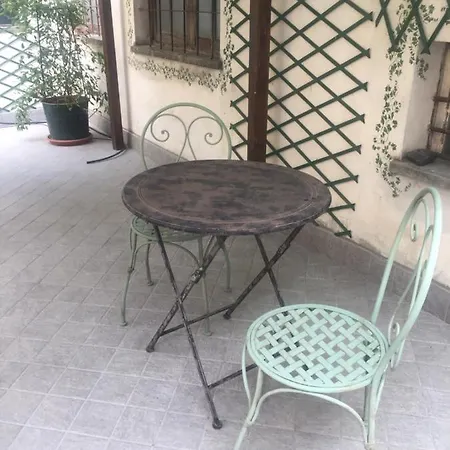 Apartment La Casa Sul Giardino- Garden House
