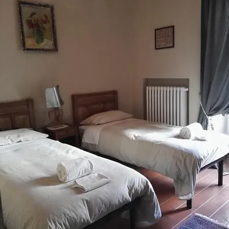 Apartment La Casa Sul Giardino- Garden House Novi Ligure